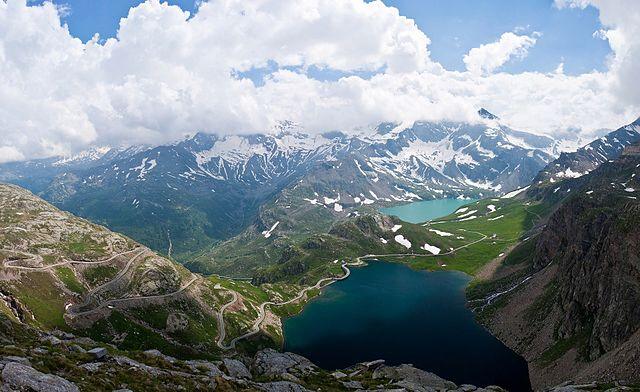 Gran_Paradiso_National_Park_-_Colle_del_Nivolet_-_Piedmont_-_Aosta_-_Italy