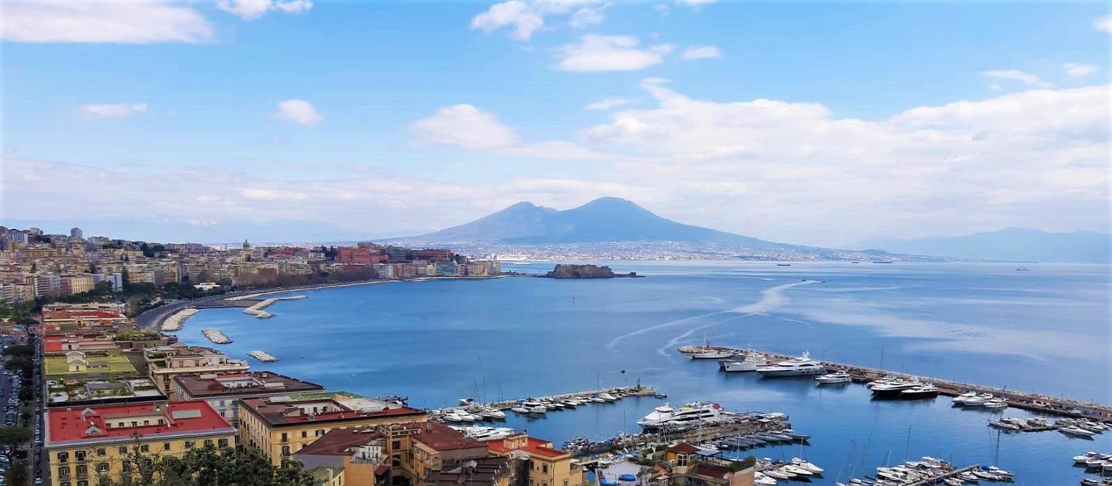 visit naples & campania